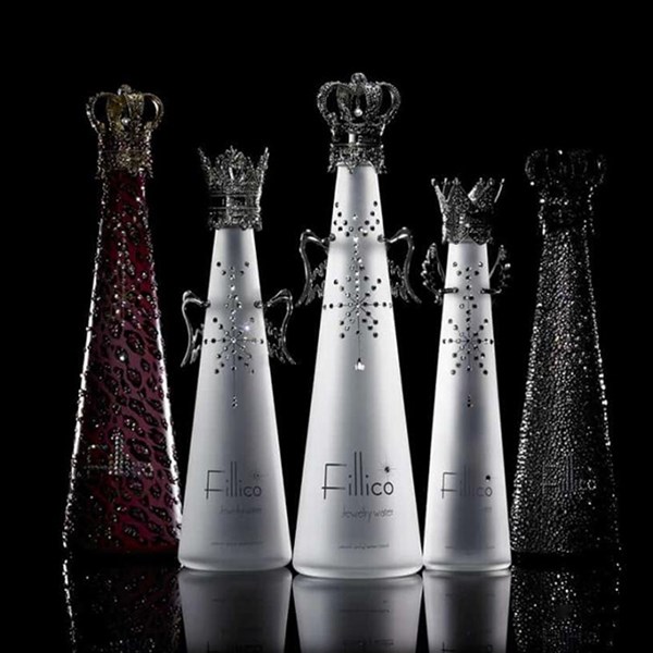 礦泉水包裝設(shè)計，包裝決定產(chǎn)品價值